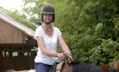 lady horse riding