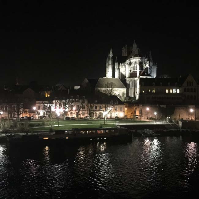 Auxerre at night