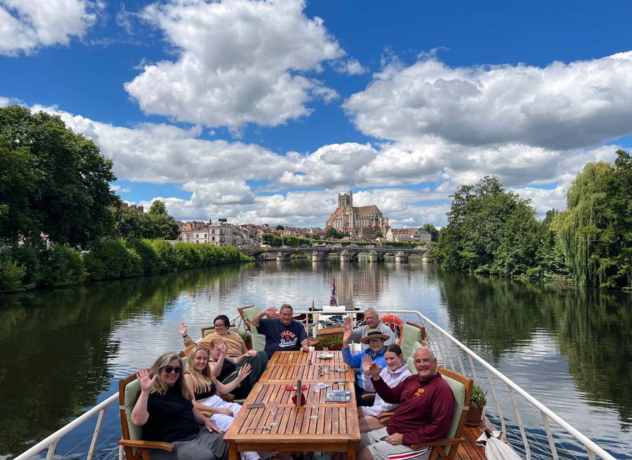 Canal cruise Burgundy