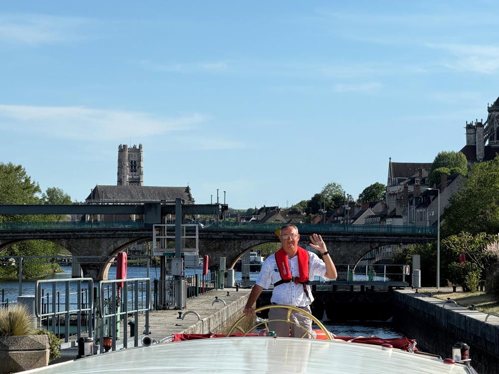 Canal cruise Burgundy