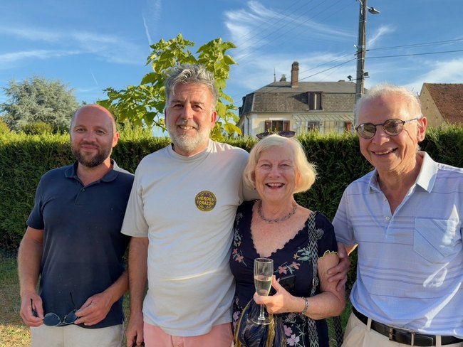 A happy reunion with returning Luciole passengers