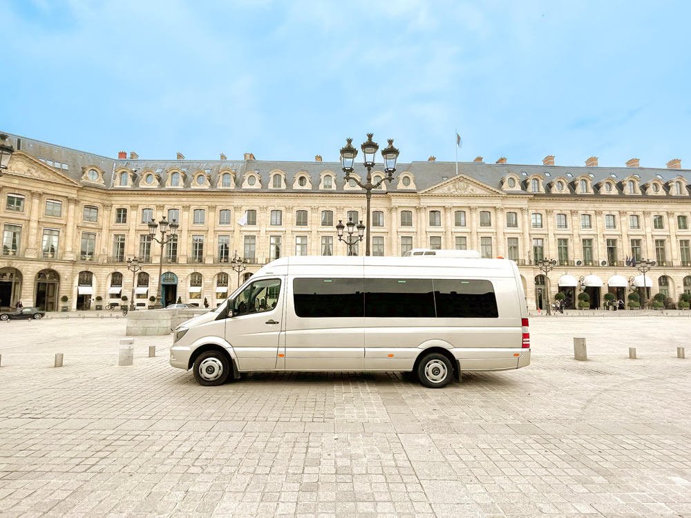 Luciole's bus